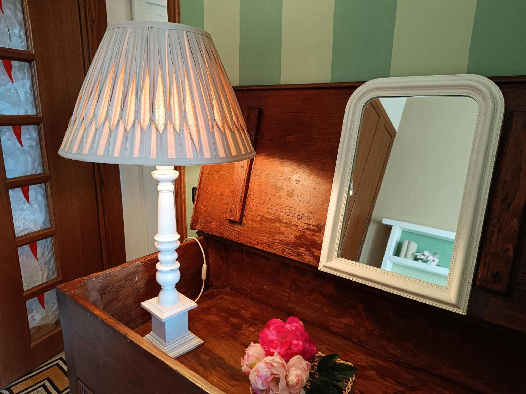 Castle 2 Bedrooms, 2 Bathrooms Florence