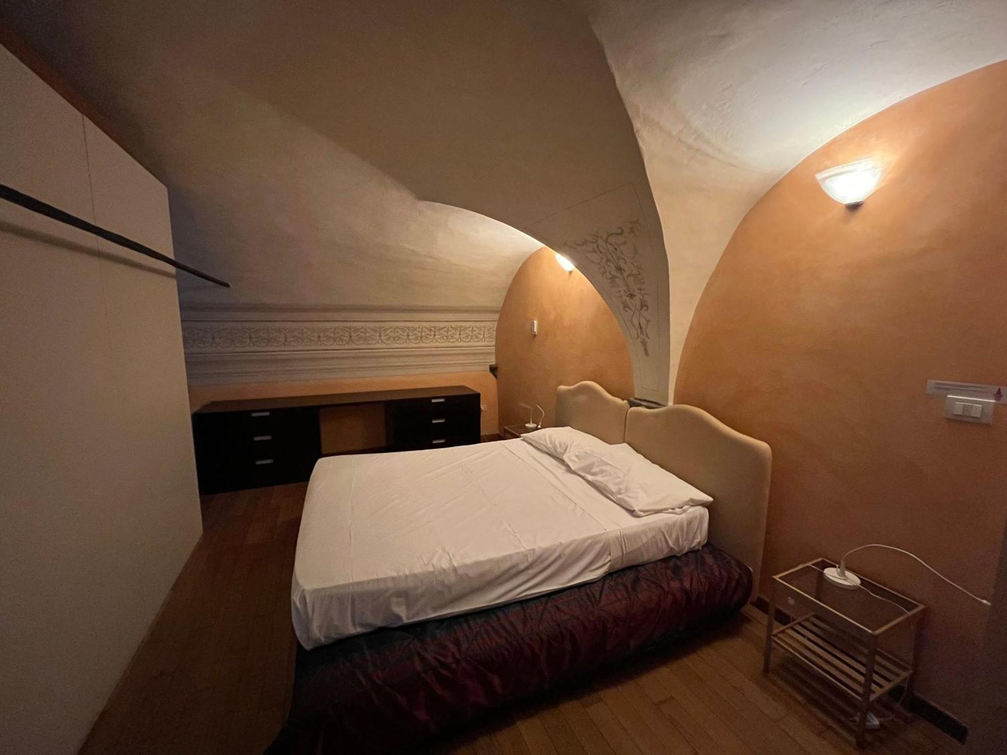 In Centro Storico-borgo Albizi 27 * Firenze