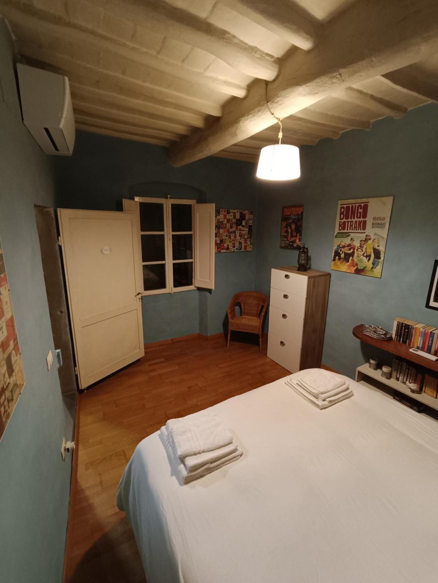 La Vecchia *