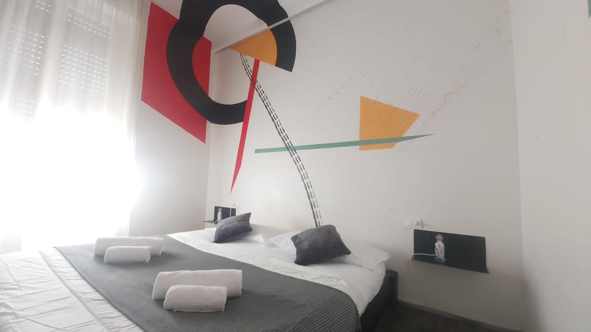 Bed & Breakfast Street Art