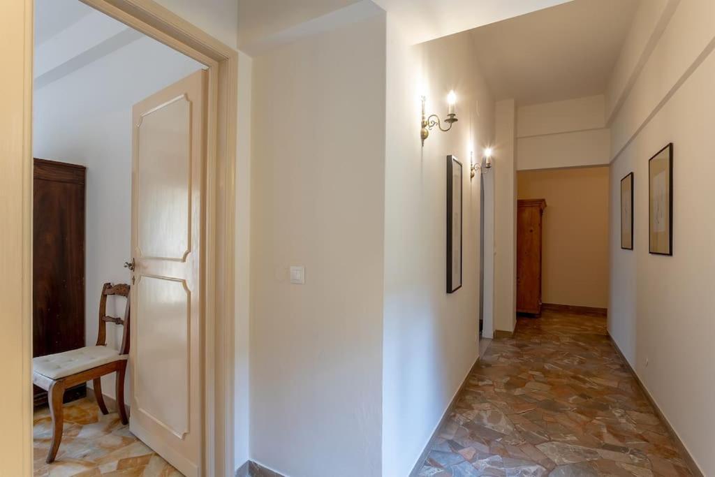 Vicolo Dell'oro 2 Ponte Vecchio Apartment