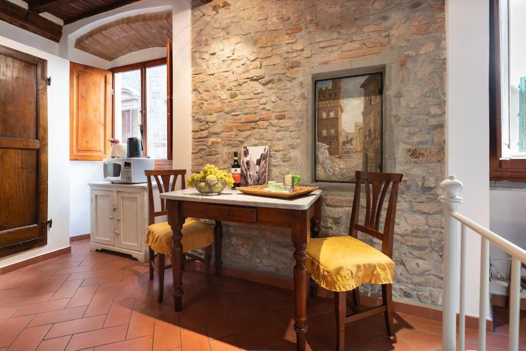 Keys Of Italy - Corsos 9 - Cozy Close To Palazzo Vecchio Apartment Florence