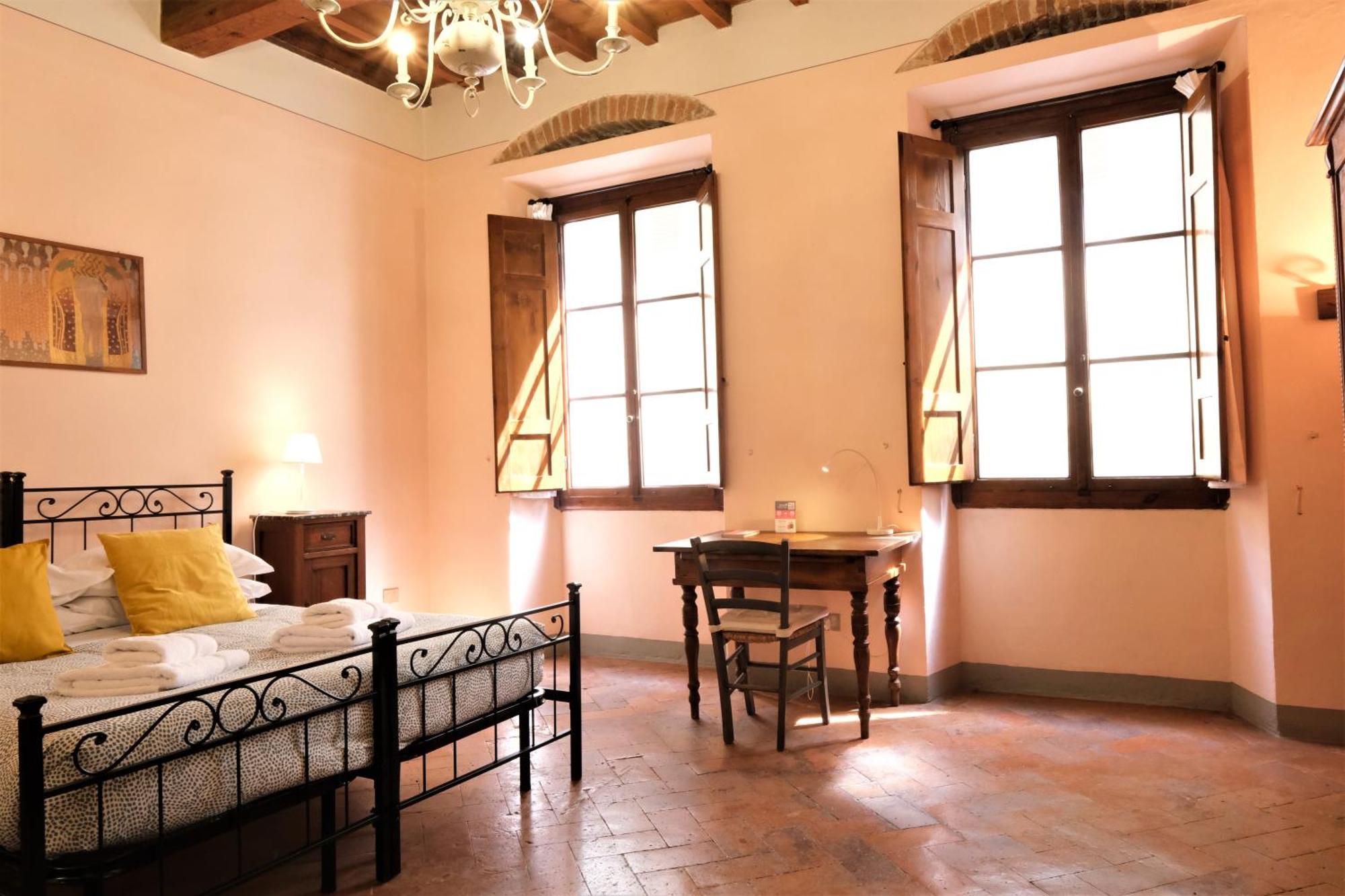 Wine Pomino Apartment Florence