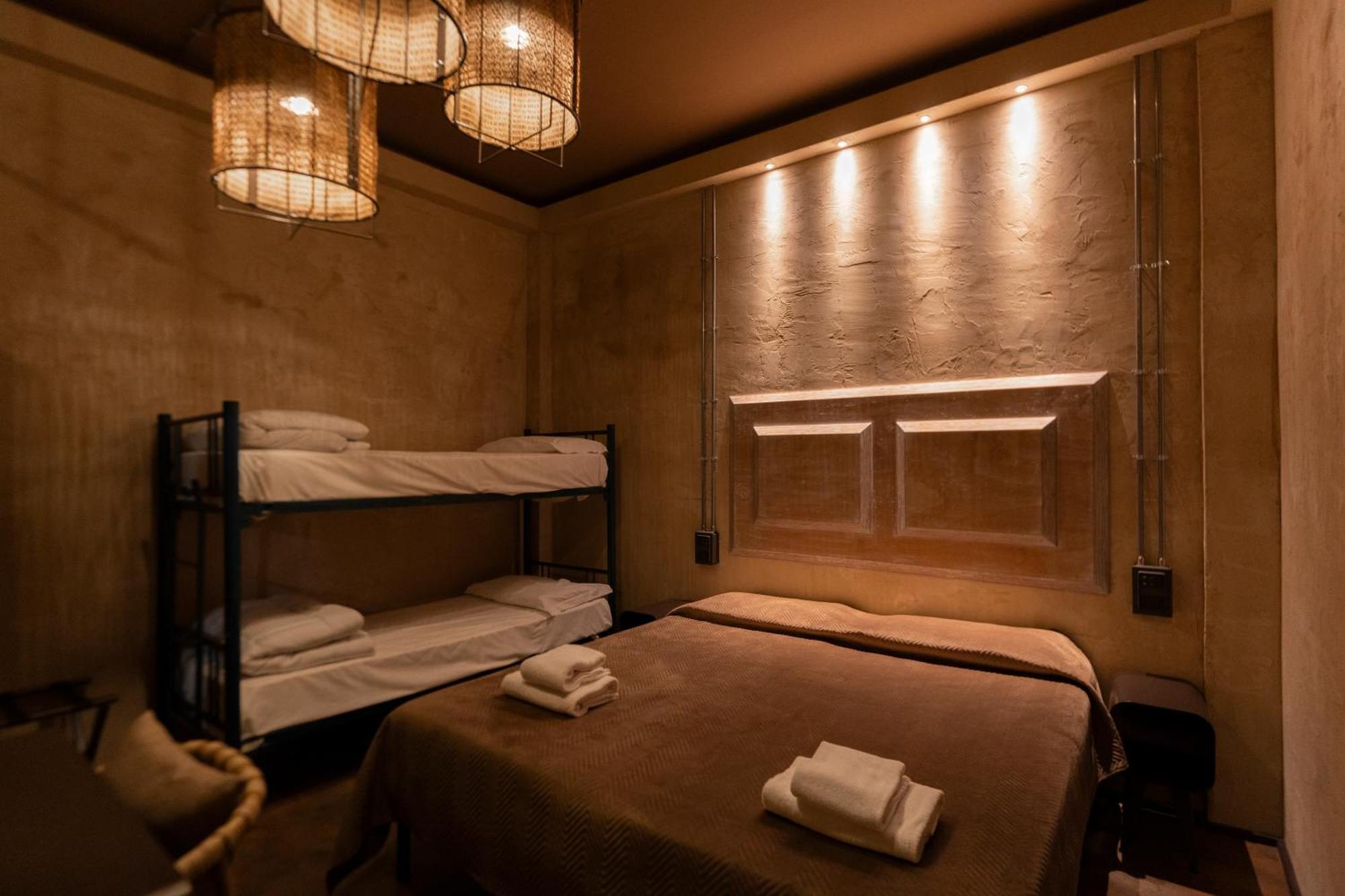 Hostel & 7 Florence