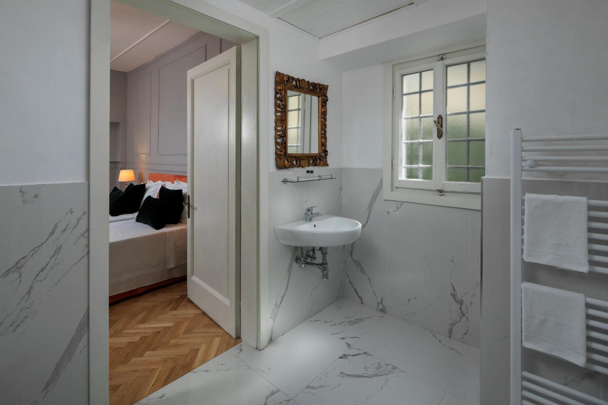 Carlotta 4* Florence