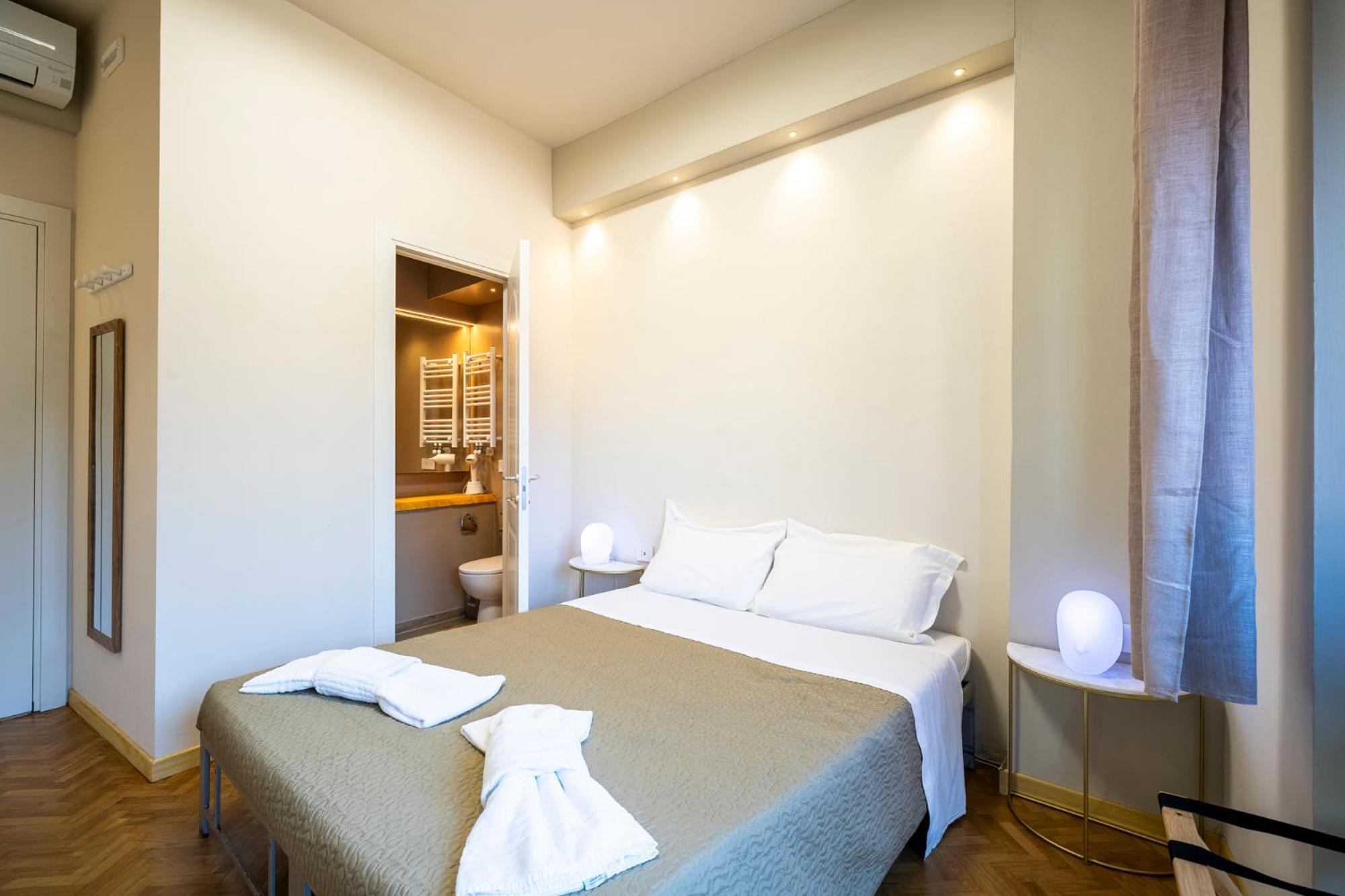 Guest house Duomo - Matrimoniali Con Bagno Privato *