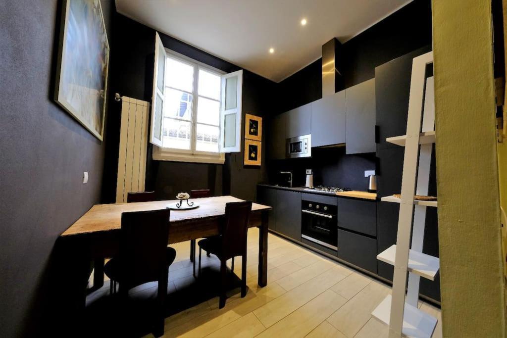 Apartment Cool At The Foot Of The Pmichelangelo