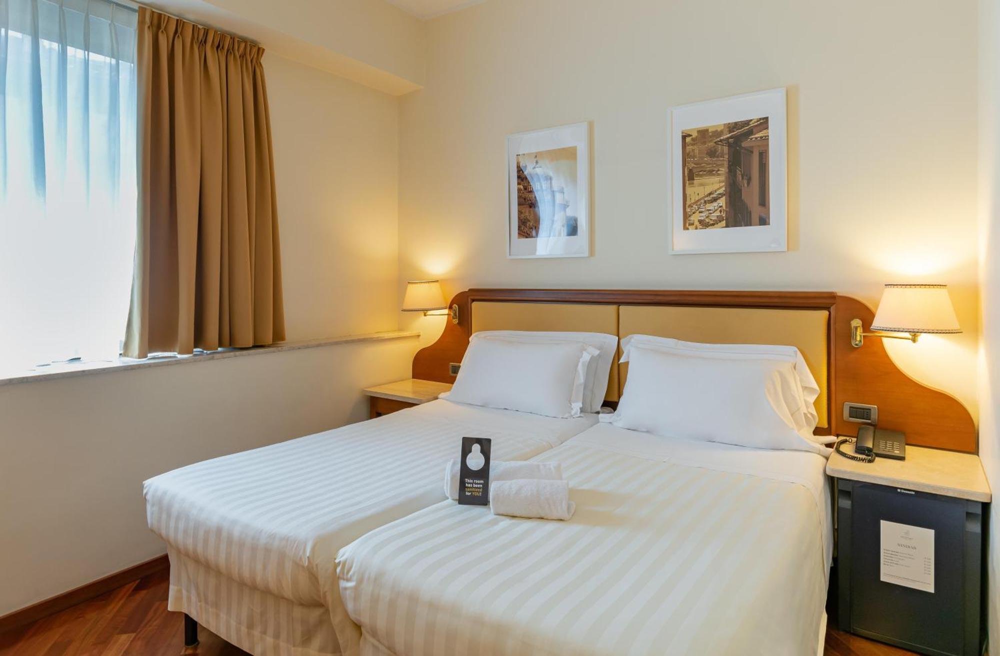 Pitti Palace Al Ponte Vecchio Hotel Florence