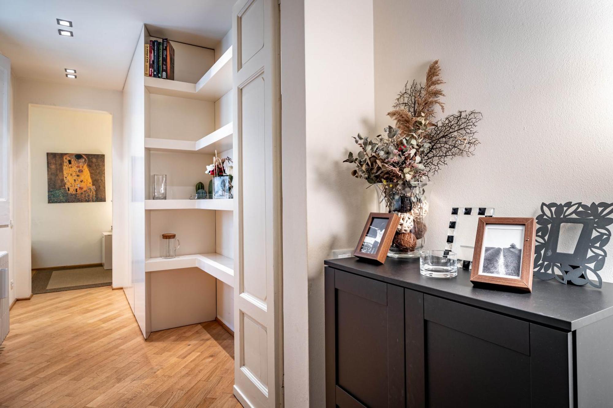 Yd Servi Apartment Florence