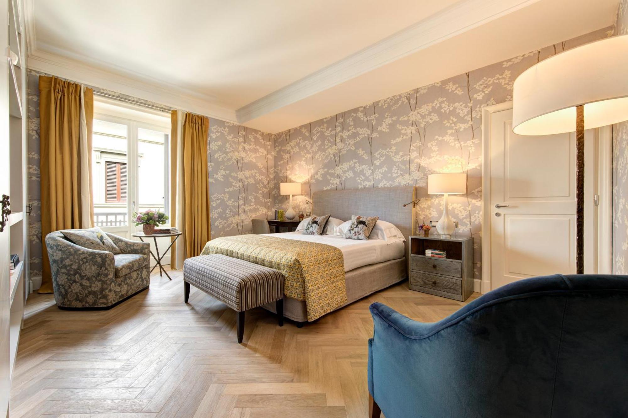 Rocco Forte Savoy 5* Florence