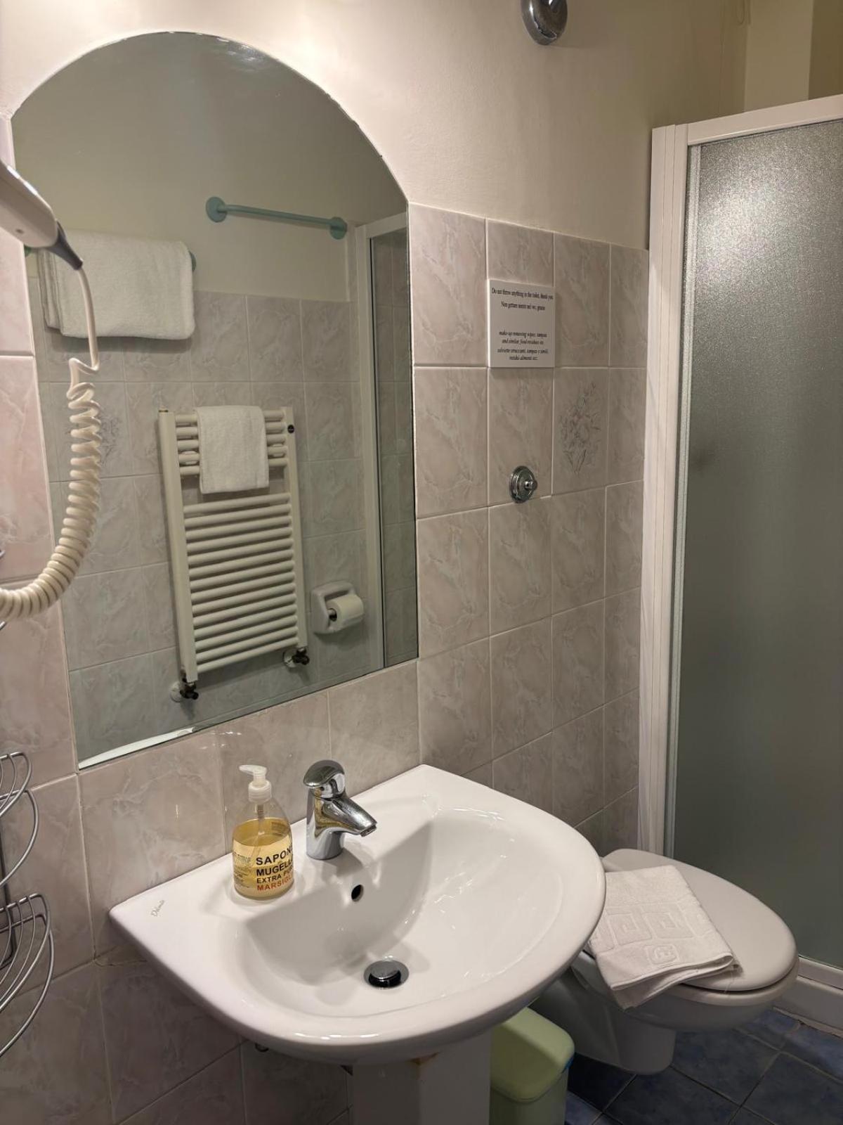 Girasole House Affittacamere 3*