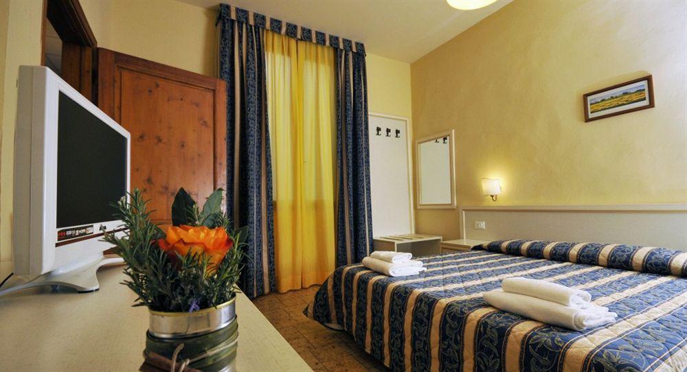 Azzi Hotel Florence