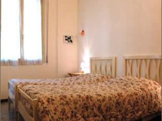 Bed & Bed Peterson Florence
