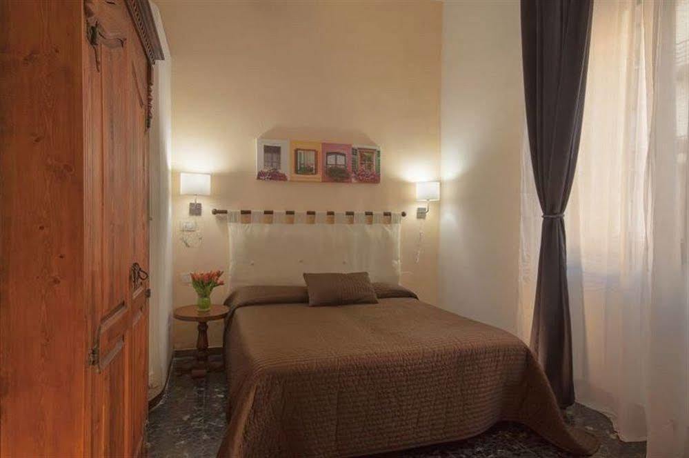 Bed & Bed Peterson 2* Florence