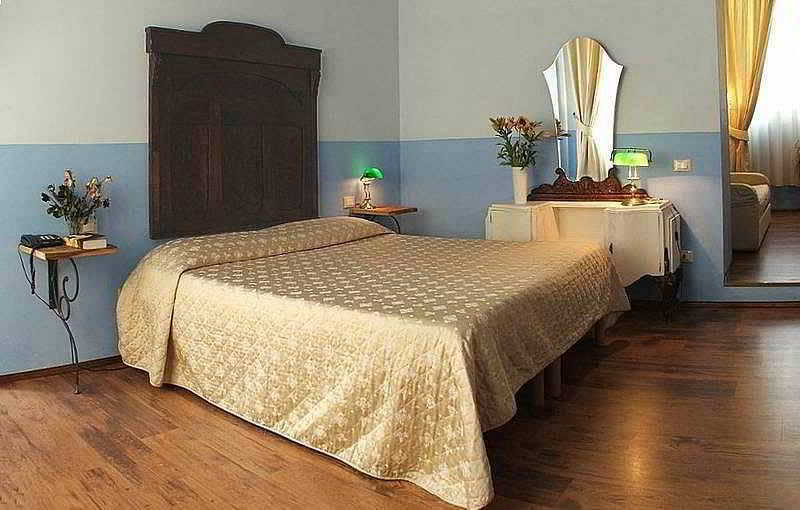 Azzi Hotel Florence
