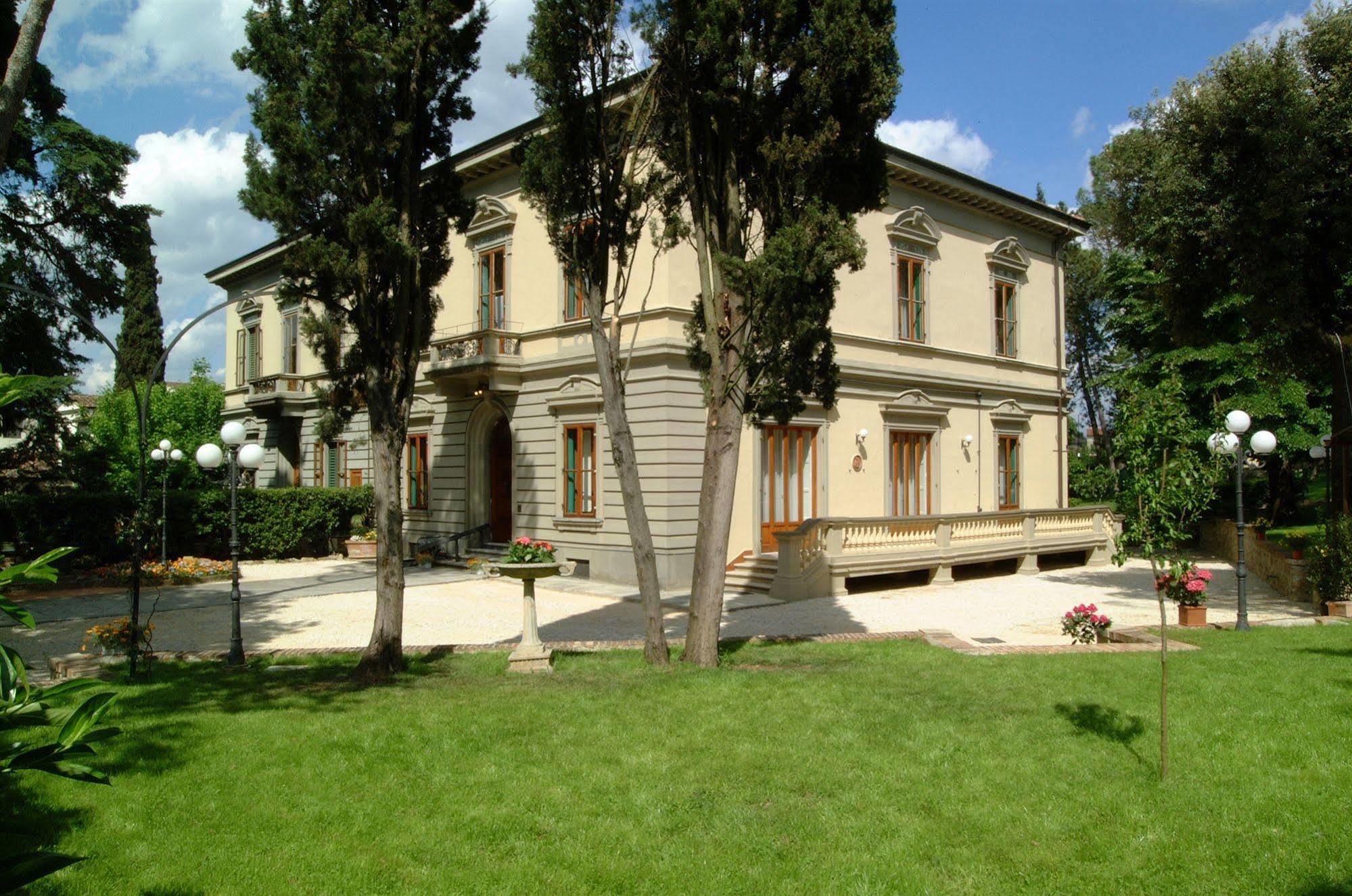 Aparthotel Michelangiolo 3*