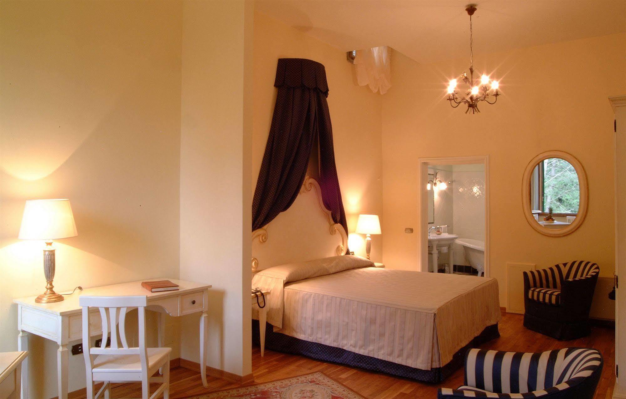 Aparthotel Michelangiolo 3*