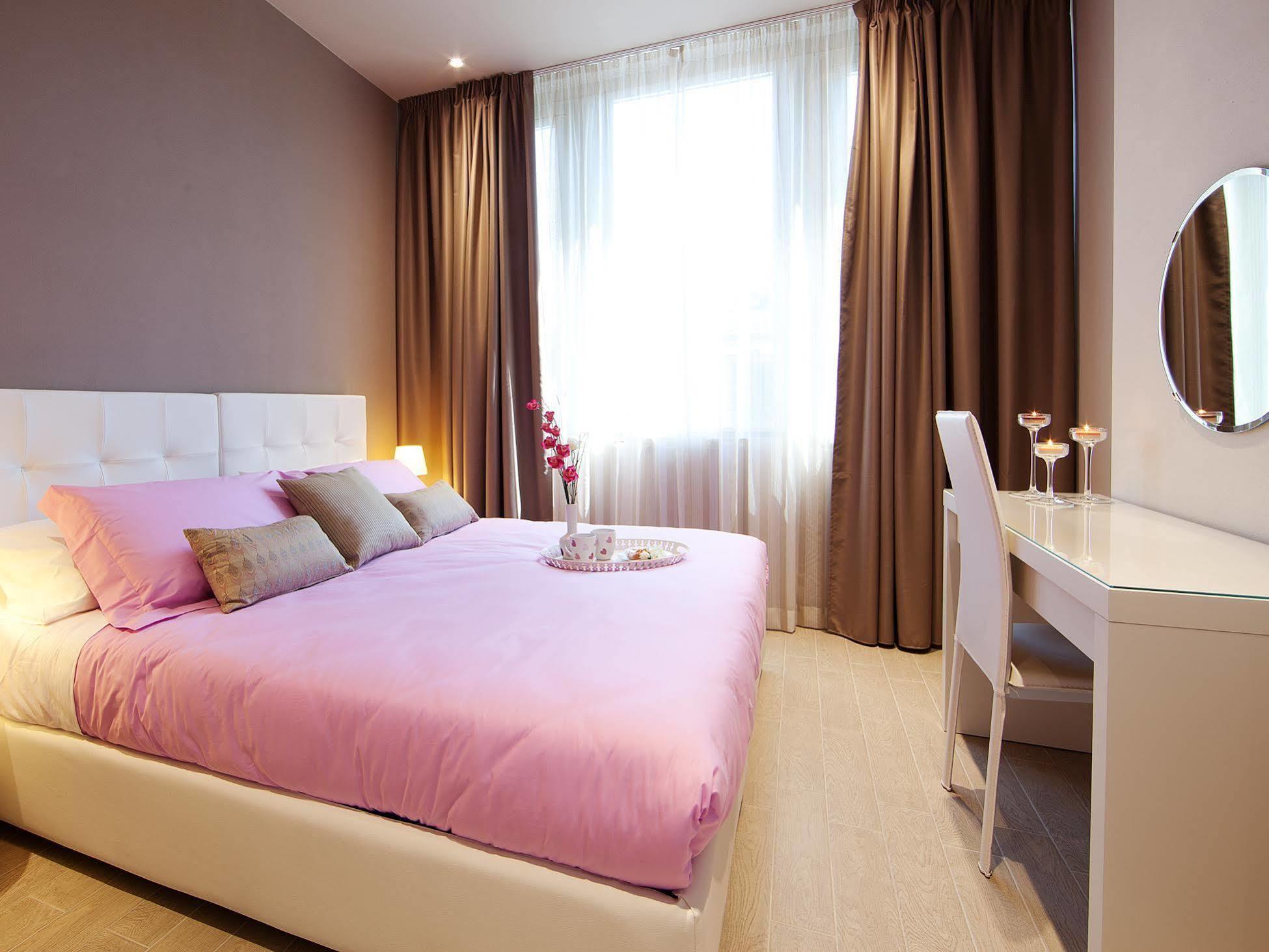 La Farina Aparthotel 2*
