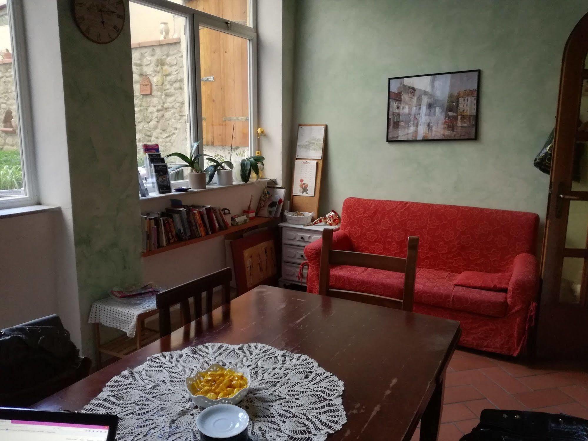 Guest house Casa Corsi 2*