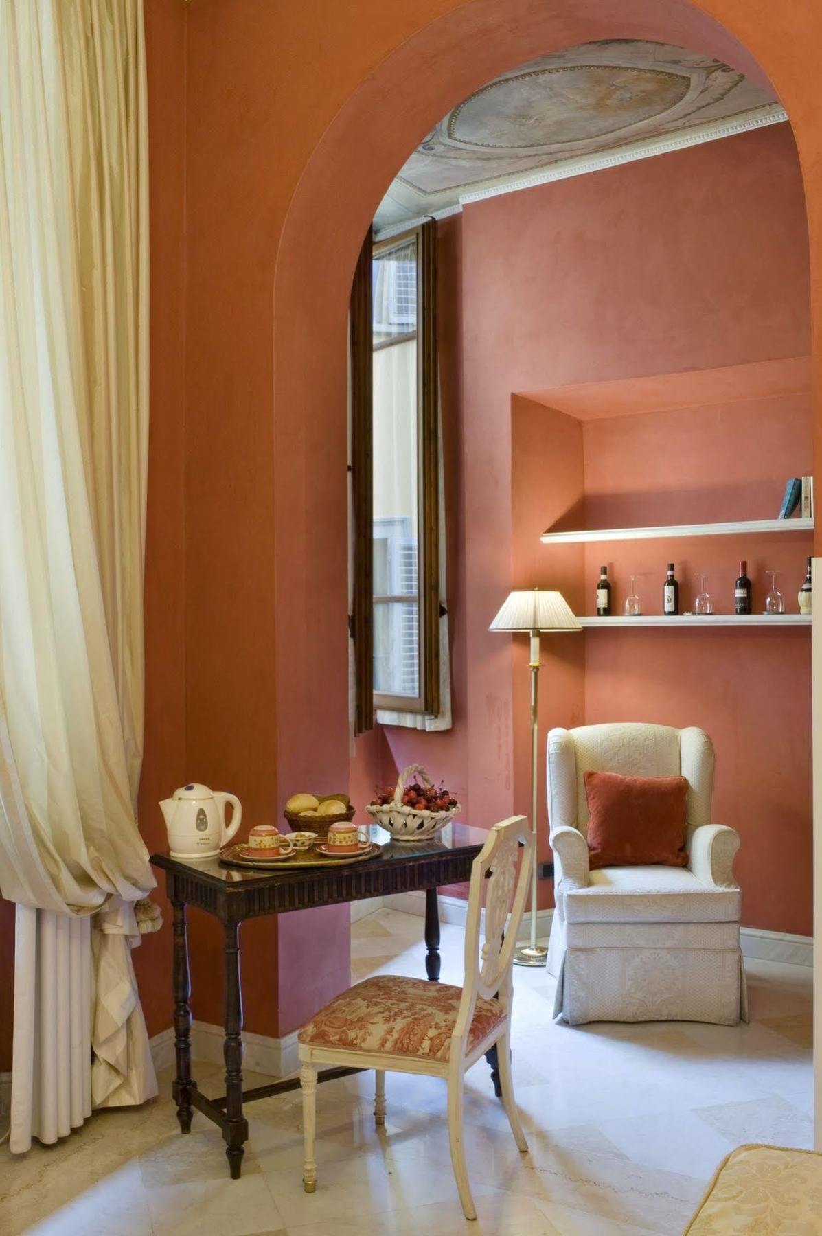 Alloro Florence