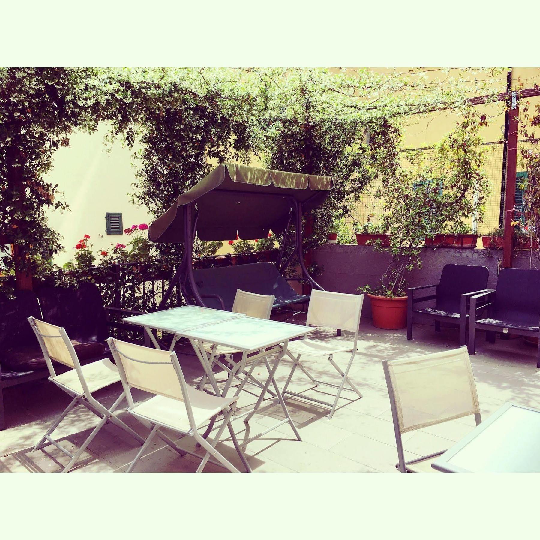 Hostel New *
