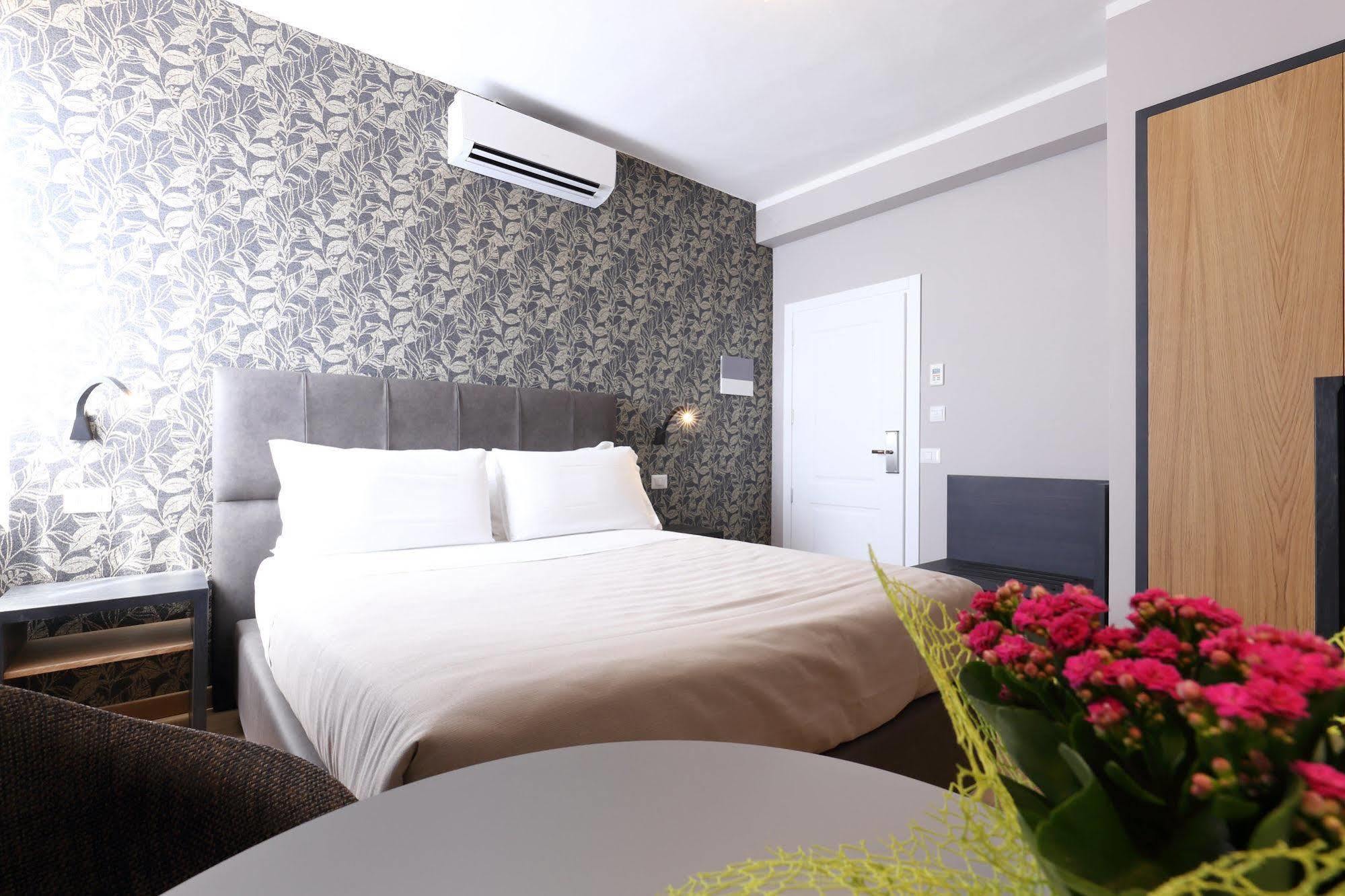 La Torre Del Cestello - Residenza D'Epoca Bed & Breakfast 3*