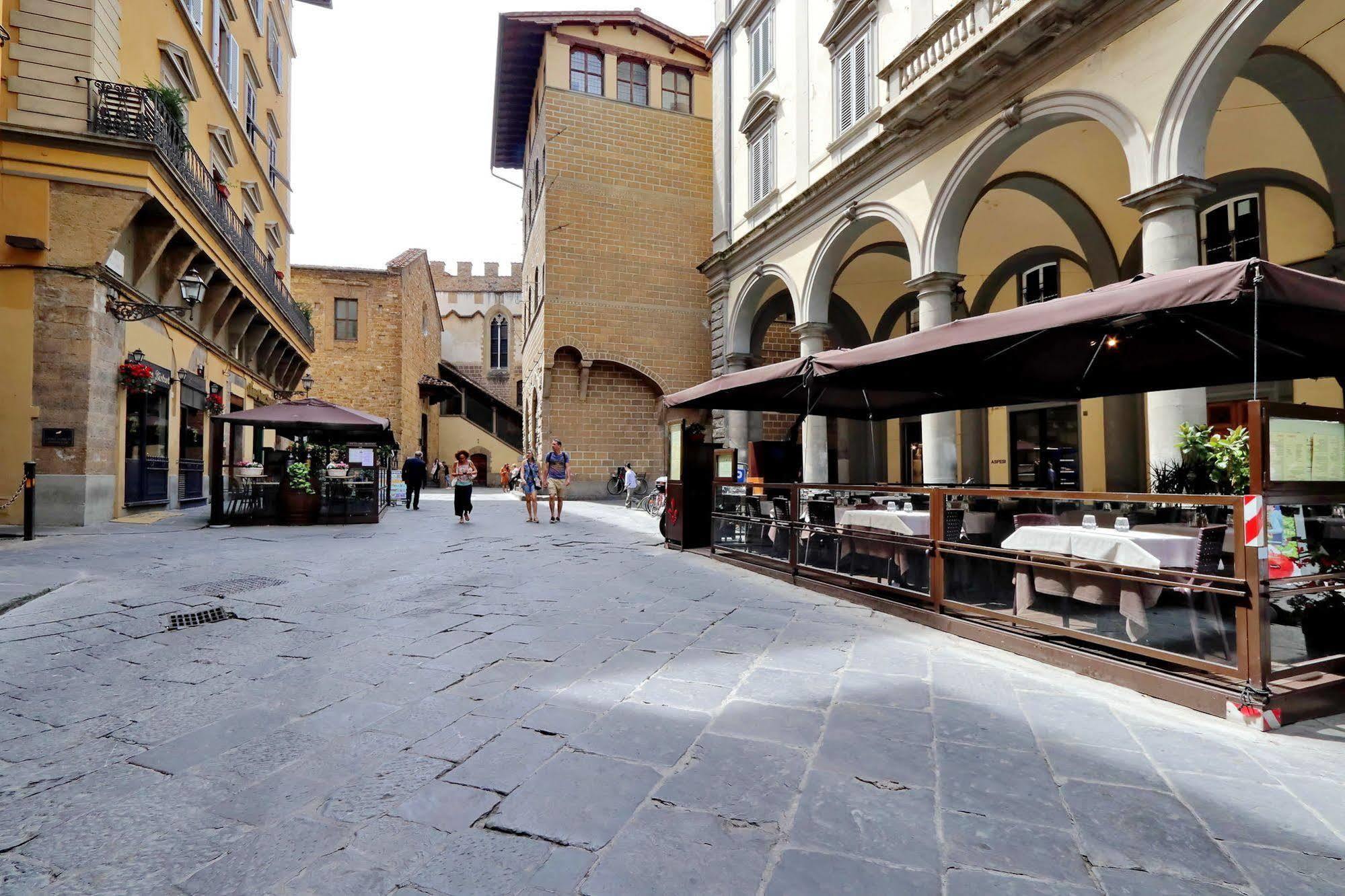 Family Signoria Hotel 2*