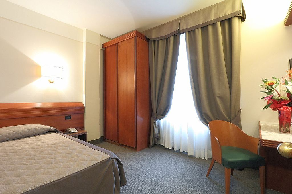 Arcadia Hotel 3*