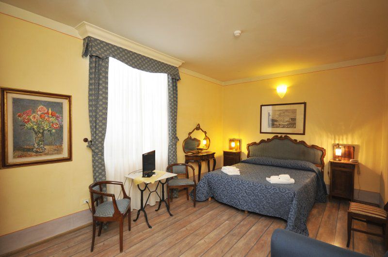 Azzi Hotel 3*