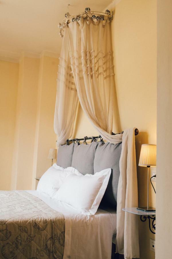 Life Style Novecento Florence