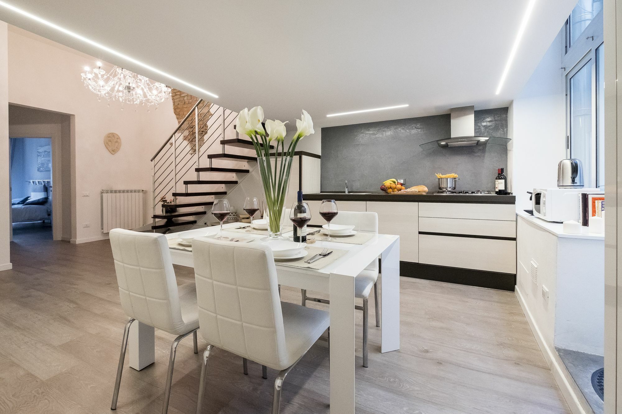 Silver Novella Luxury Apartment