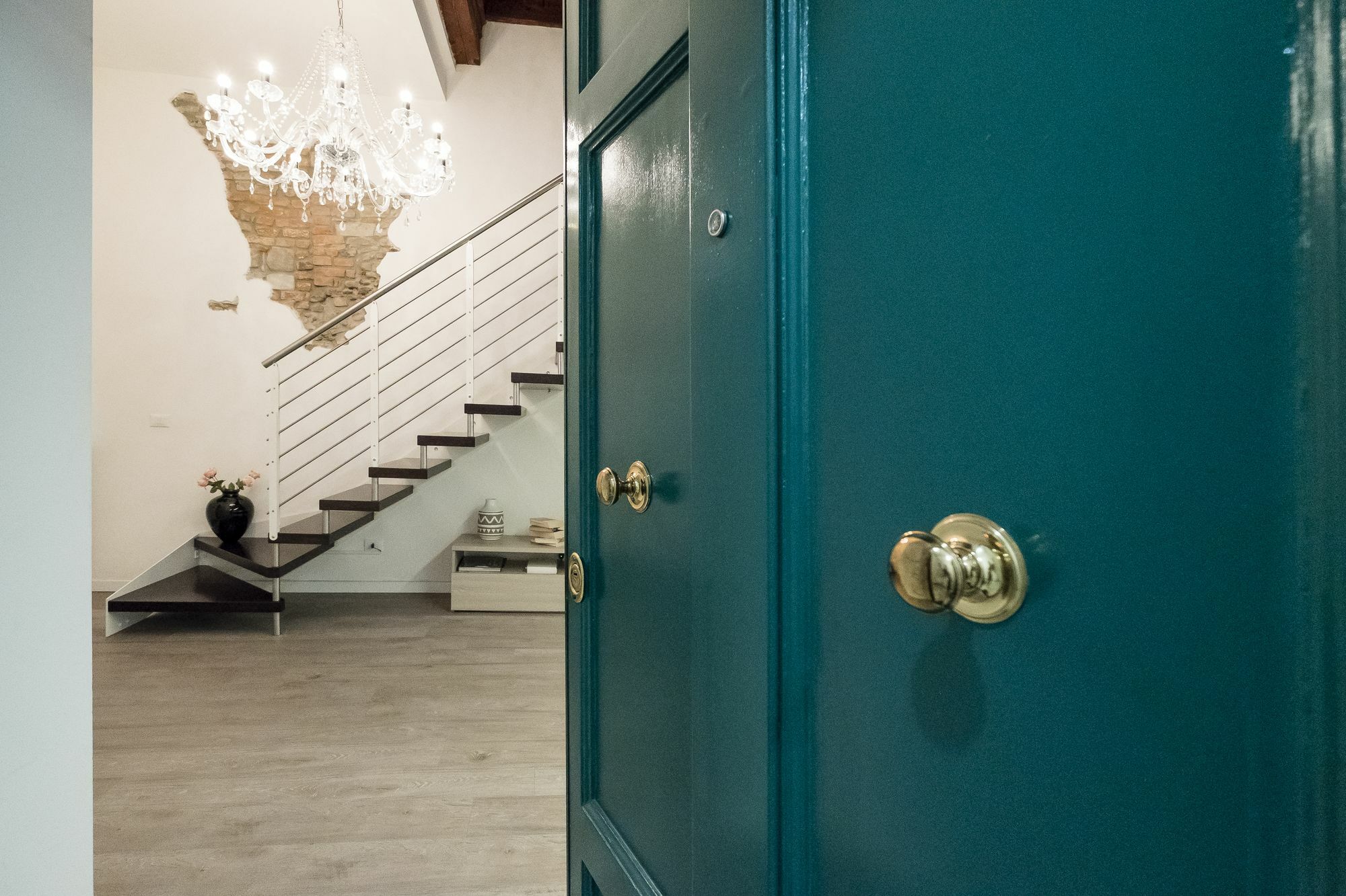 Silver Novella Luxury Apartment Florence