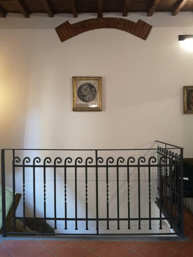 Historical J&d Apartment