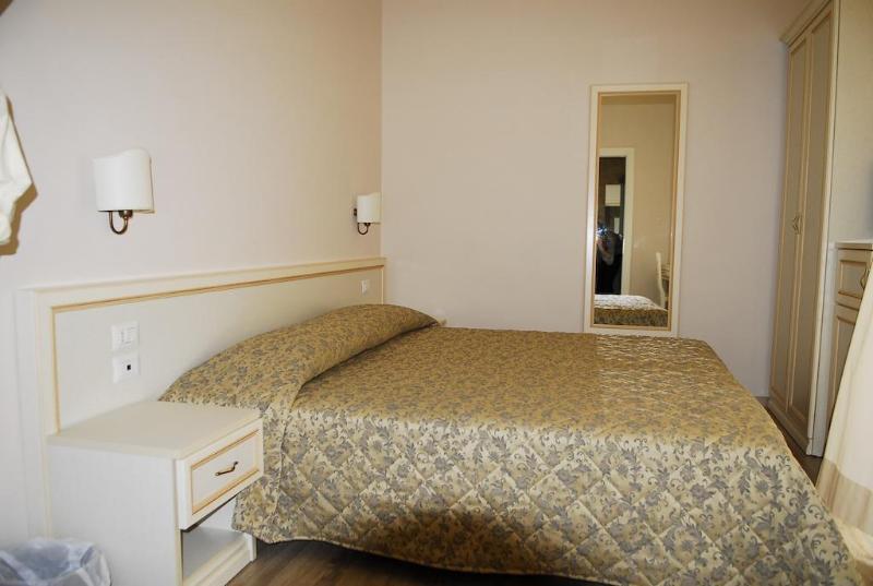 Azzi 3* Florence