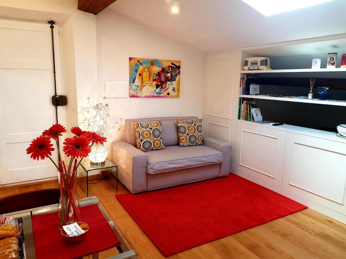 Loft Bianco Apartment *