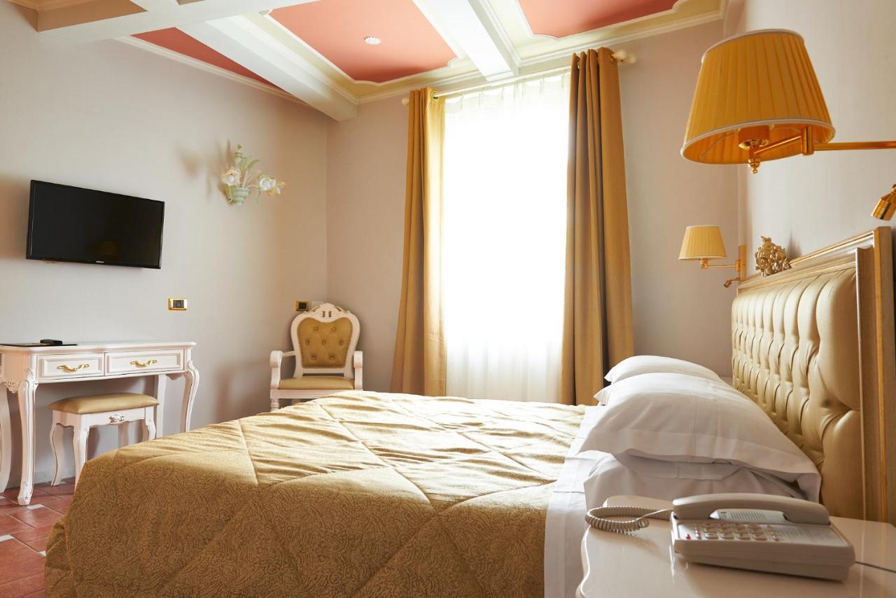 Hotel Royal