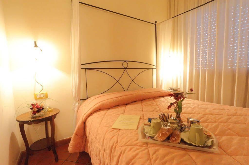 Antica Posta Bed & Breakfast 3*