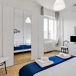 Lulli Cozy Apartment With Balcony