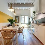 Ricasoli Apartment By Mamo Florence