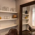 Ponte Vecchio Luxury And Stylish Apartment