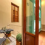 Tegolaio Apartment By Mamo Florence