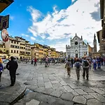Historic Center! Charming Traditional Florentine Building - Ac,Wifi - By Likehomeflorence