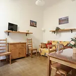 Le Grazie Apartments In Superb Location