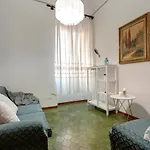Leopoldo Apartment By Mamo Florence