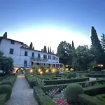 3Bdrm Luxury Apartment In Tuscan Villa,Private Estate, Shared Swimmingpool