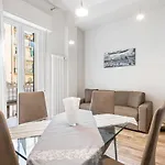 Maragliano Cozy Flat with Balcony