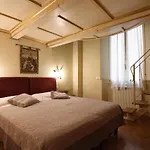 Italian Experience-Suite Medici Loft 8