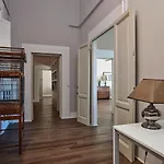 Art Apartment Dante