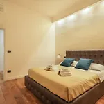 Signoria Stylish Suite In Florence