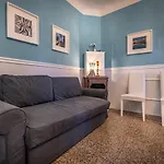 Hs4U Montebello Suite Apartment